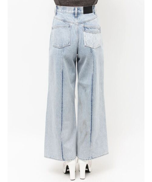 EATME(イートミー)の「ダメージレースデニムパンツ(デニムパンツ・レディース・ライトブルー/ブラック・MEDIUM/SMALL)」の16枚目の写真