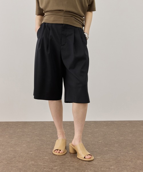 ADAM ET ROPE'(アダムエロペ)の「【サステナブル】アジャストハーフパンツ(その他パンツ・レディース・ブラウン系その他3/ブラック・36/38)」の5枚目の写真