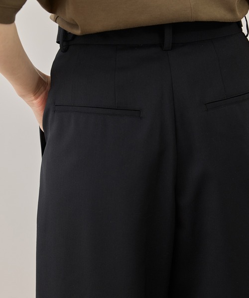 ADAM ET ROPE'(アダムエロペ)の「【サステナブル】アジャストハーフパンツ(その他パンツ・レディース・ブラウン系その他3/ブラック・36/38)」の14枚目の写真