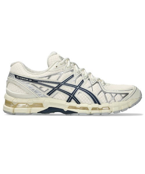 ASICS(アシックス)の「ASICS GEL-KAYANO 20(アシックス ゲル カヤノ 20)(スニーカー・メンズ・ブラック系/ホワイト系・29cm/28.5cm/28cm/27.5cm/27cm/26.5cm/26cm/25.5cm/25cm/24.5cm/24cm/23.5cm/23cm)」の3枚目の写真