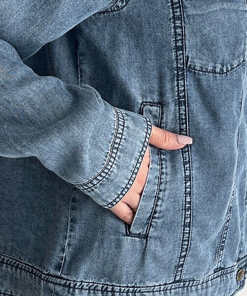 un dix cors（アンディコール）の「パウダーデニムジャケット（ブルゾン・レディース・グレー/サックスブルー/インディゴブルー・FREE）」の9枚目の写真