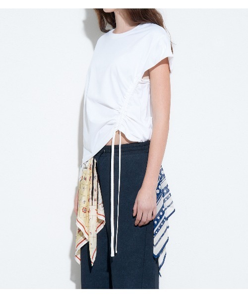 LE CIEL BLEU(ルシェルブルー)の「スカーフディテールSS Tシャツ / Scarf Detail SS T-Shirt(Tシャツ/カットソー・レディース・オフホワイト/ブラック・38/36)」の6枚目の写真