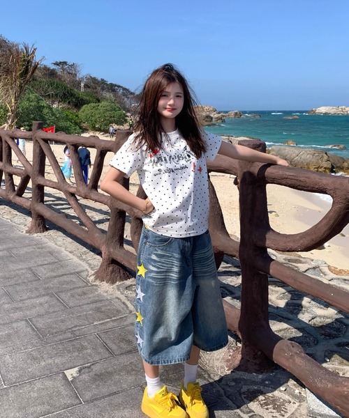 GEMEDA(ジェメダ)の「春夏新作/Y2Kグラフィックコンパクト半袖Tシャツ(Tシャツ/カットソー・レディース・ブルー/ホワイト/ダークグレー/イエロー/グレー/ホワイト系その他/ネイビー/オレンジ・M)」の12枚目の写真