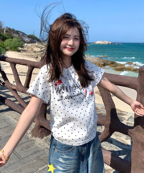 GEMEDA(ジェメダ)の「春夏新作/Y2Kグラフィックコンパクト半袖Tシャツ(Tシャツ/カットソー・レディース・ブルー/ホワイト/ダークグレー/イエロー/グレー/ホワイト系その他/ネイビー/オレンジ・M)」の11枚目の写真