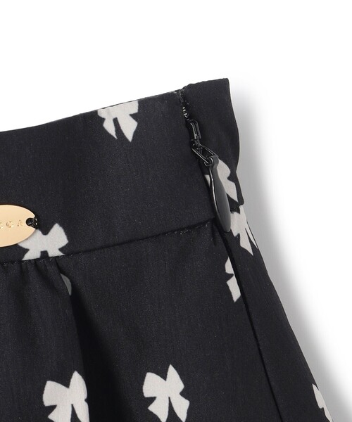 TOCCA(トッカ)の「SKIPPING RIBBON スカート(スカート・レディース・ブラック系5/ベージュ系5/ライトグレー系5・0/4)」の18枚目の写真