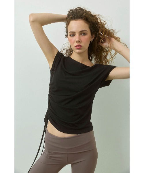 ALEXIA STAM（アリシアスタン）の「Drawstring Tee /サイドドロストTシャツ（Tシャツ/カットソー・メンズ・ブラック/グレー/サンドベージュ/ブラウン・S/M）」の7枚目の写真