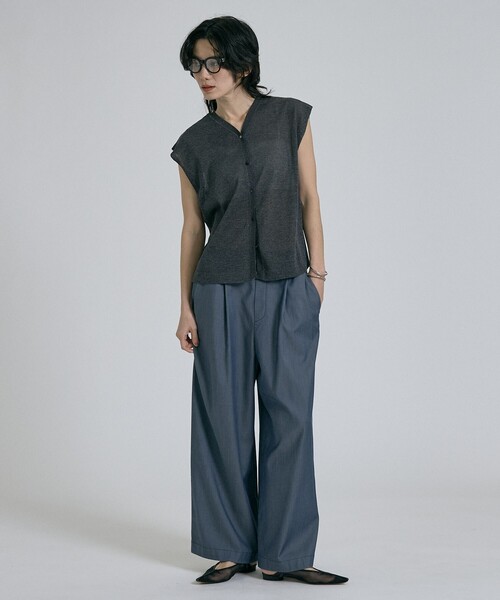 qualite（カリテ）の「【前後着用可能！】ラメ2WAYニット　春服　夏服　オフィスカジュアル　きれいめ（タンクトップ・レディース・チャコールグレー/その他/シルバー/ブラウン・フリー）」の5枚目の写真