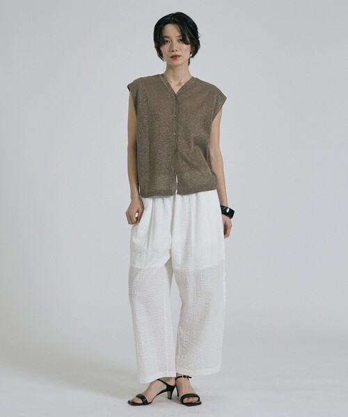 qualite（カリテ）の「【前後着用可能！】ラメ2WAYニット　春服　夏服　オフィスカジュアル　きれいめ（タンクトップ・レディース・チャコールグレー/その他/シルバー/ブラウン・フリー）」の12枚目の写真