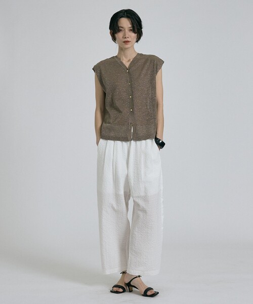 qualite（カリテ）の「【前後着用可能！】ラメ2WAYニット　春服　夏服　オフィスカジュアル　きれいめ（タンクトップ・レディース・チャコールグレー/その他/シルバー/ブラウン・フリー）」の14枚目の写真