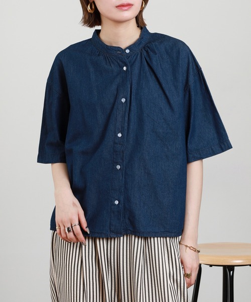 atONE(アットワン)の「エアリーデニムスタンドカラーシャツ 半端袖(シャツ/ブラウス・レディース・ワンウォッシュ/ネイビー・M~L/4L~5L/LL~3L)」の17枚目の写真