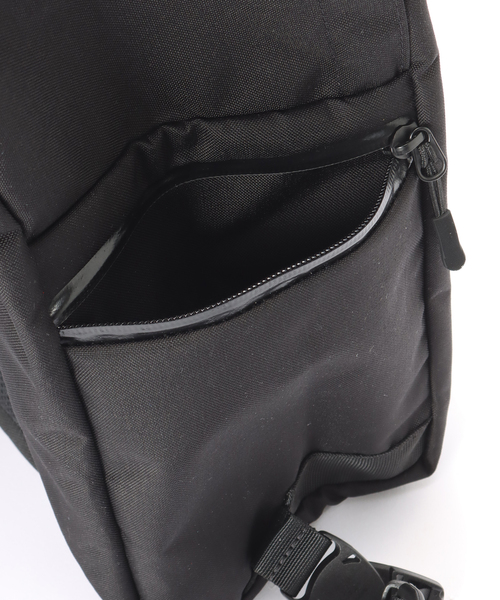 BAGJACK（バッグジャック）の「bagjack / バッグジャック daypack L（バックパック/リュック・メンズ・ブラック・FREE）」の7枚目の写真
