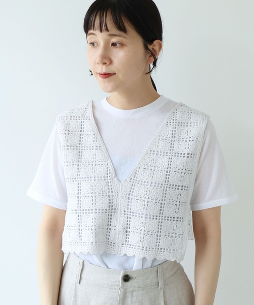 yuni(ユニ )の「cotton Lace 2way vest(シャツ/ブラウス・レディース・ホワイト/ブラック・FREE)」の2枚目の写真
