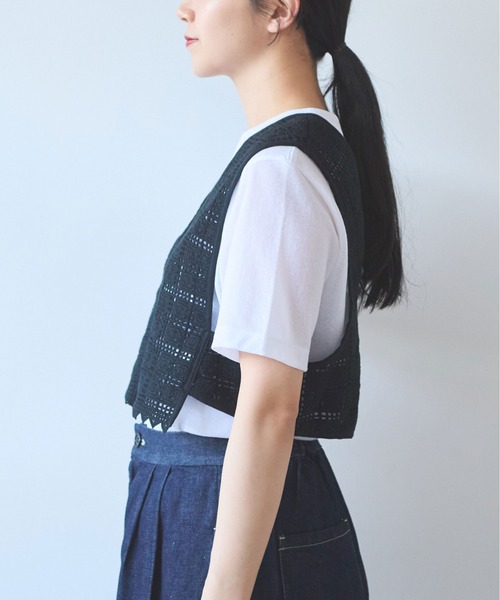 yuni(ユニ )の「cotton Lace 2way vest(シャツ/ブラウス・レディース・ホワイト/ブラック・FREE)」の10枚目の写真