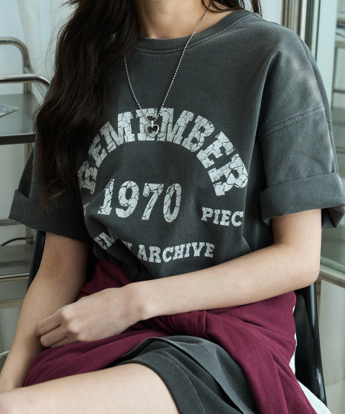 BUBBLPIECE（バブルピース）の「[男女共用] 1970リメンバークラックピグメントTシャツ_チャコール（Tシャツ/カットソー・レディース・その他・MEDIUM/LARGE）」の6枚目の写真