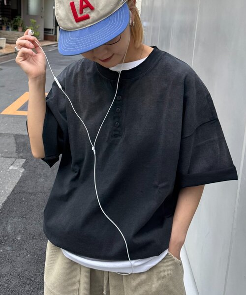 CIAOPANIC TYPY(チャオパニックティピー)の「【UNISEX】スプレー加工ヘンリーTEE(Tシャツ/カットソー・メンズ・ブラック/オレンジ/ホワイト・MEDIUM/LARGE)」の13枚目の写真