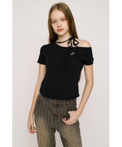 SLY(スライ)の「ONE SHOULDER S. TOPS ワンショルダーエスドットトップス 春服 夏服(Tシャツ/カットソー・レディース・レッド/ネイビー/ブラック/オフホワイト/ライトイエロー・FREE)」の11枚目の写真