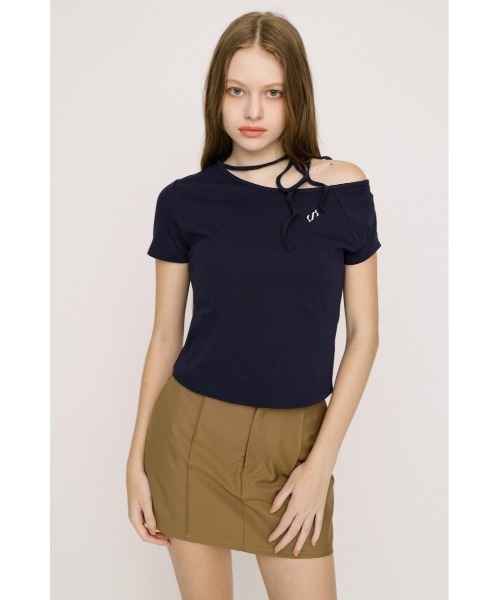 SLY(スライ)の「ONE SHOULDER S. TOPS ワンショルダーエスドットトップス 春服 夏服(Tシャツ/カットソー・レディース・レッド/ネイビー/ブラック/オフホワイト/ライトイエロー・FREE)」の16枚目の写真