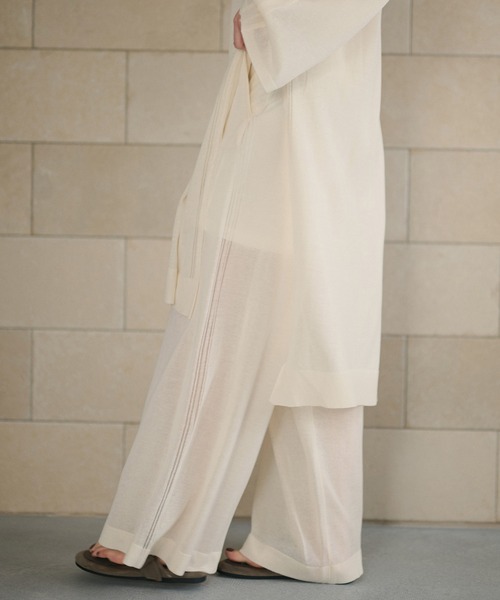 LAULEN(ローレン)の「sheer knit pants /シアーニットパンツ(その他パンツ・レディース・ベージュ/アイボリー/チャコールグレー・FREE)」の2枚目の写真