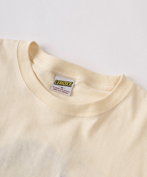 SlashDate(スラッシュデイト)の「【83】【LEMOXX/レモックス】ユニコーン&ネッシー バックサガラ刺繍 クルーネックTシャツ/ワンポイント刺繍/アクリルキーホルダー付/ユニセックス/レディース/メンズ(Tシャツ/カットソー・メンズ・ホワイト/チャコールグレー/グレー系その他/クリーム/ホワイト系その他/ライトイエロー・L/M)」の21枚目の写真