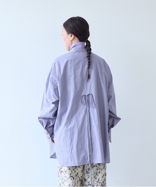 yuni(ユニ )の「コットンキャッチワッシャーmoe sleeves back ribbon ブラウス(シャツ/ブラウス・レディース・ホワイト/グリーン/ブラック・FREE)」の11枚目の写真