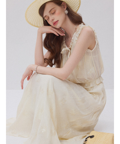 SINCETHEN(シンスゼン)の「セイント刺繍ロングスカート(スカート・レディース・その他・LARGE/MEDIUM/SMALL)」の5枚目の写真