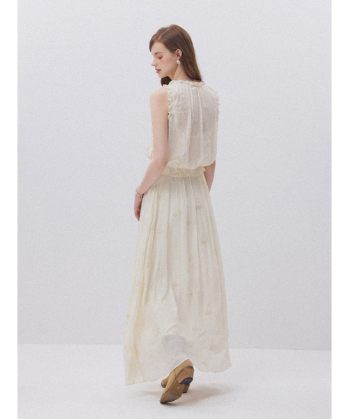 SINCETHEN(シンスゼン)の「セイント刺繍ロングスカート(スカート・レディース・その他・LARGE/MEDIUM/SMALL)」の6枚目の写真