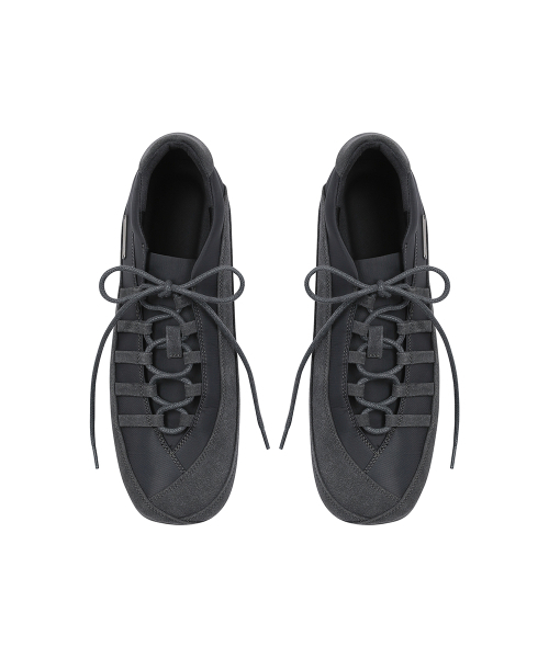 Miseki SEOUL(ミセキソウル)の「Double strap sneakers CHARCOAL(スニーカー・レディース・その他・23cm/24cm/25cm)」の1枚目の写真