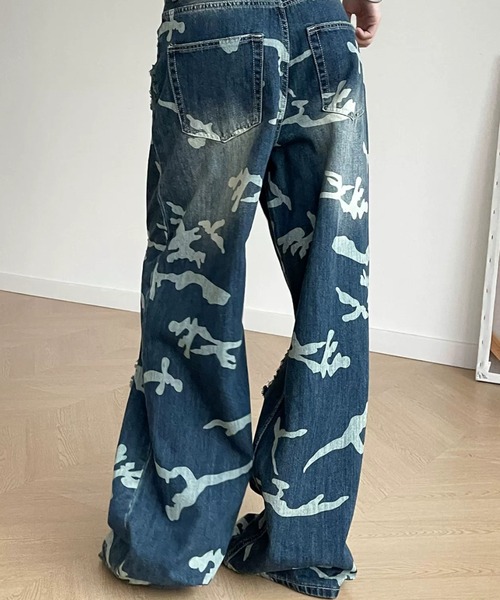 FreeZone(フリーゾーン)の「カモフラージュ柄ダメージワイドデニムパンツ(デニムパンツ・メンズ・ブルー・L/M/S)」の13枚目の写真