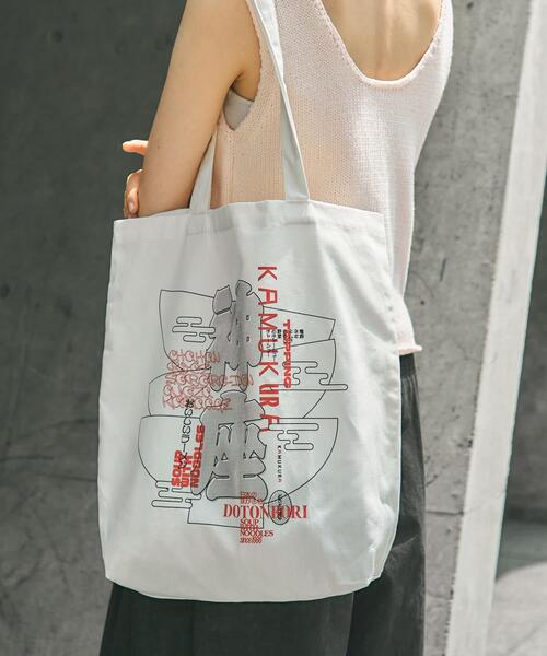 Collaboration URBAN RESEARCH（コラボレーションアーバンリサーチ）の「KAMUKURA×UR　TOTE BAG Bowls（トートバッグ・レディース・チャコールグレー/オフホワイト・ONE）」の3枚目の写真