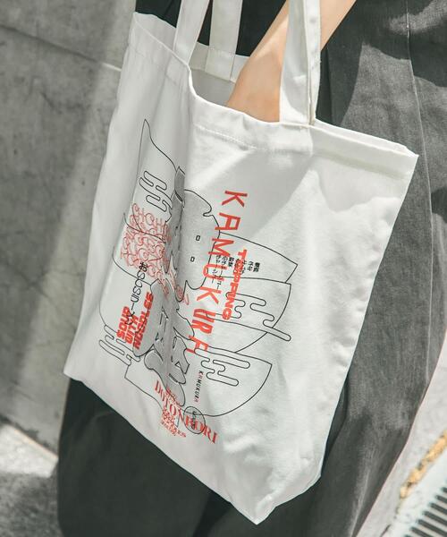 Collaboration URBAN RESEARCH（コラボレーションアーバンリサーチ）の「KAMUKURA×UR　TOTE BAG Bowls（トートバッグ・レディース・チャコールグレー/オフホワイト・ONE）」の6枚目の写真