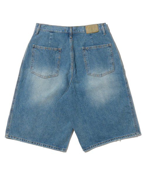 OTHERFITS（アザーフィッツ）の「デストロイドリペアデニムバミューダパンツ（中青）（その他パンツ・メンズ・その他・MEDIUM/LARGE）」の2枚目の写真
