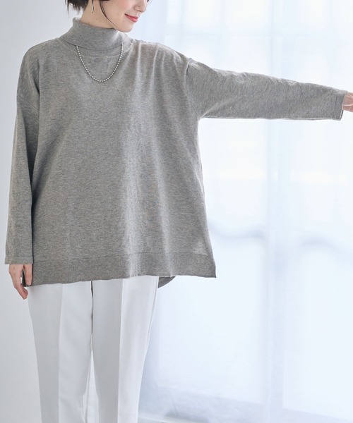 Viola e Viola(ヴィオラエヴィオラ)の「ゆったり着られるハイネックニットチュニック(チュニック・レディース・ブラウン/ブルー/ブラック/ボルドー/杢グレー・M/L/LL)」の21枚目の写真