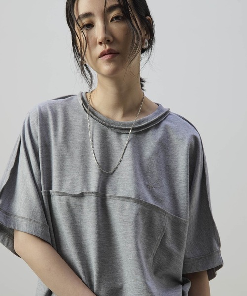 CONVERSE TOKYO(コンバーストウキョウ)の「SPINDLE LOGO SWITCHING TEE(Tシャツ/カットソー・レディース・杢グレー/ブラック・MEDIUM/SMALL)」の18枚目の写真