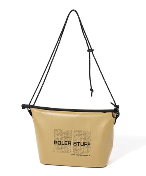 POLeR（ポーラー）の「POLeR/ポーラー HIGH&DRY PVC SACOCHE サコッシュ ショルダーバッグ PVC素材 タイポグラフィ メンズ  レディース 2026年 夏 夏服（ショルダーバッグ・メンズ・ブラック/ベージュ/グレー/オリーブ・FREE）」の17枚目の写真