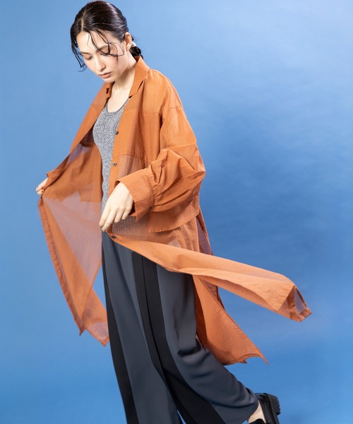 OSMOSIS(オズモーシス)の「バックレイヤードロングブラウス(シャツ/ブラウス・レディース・ブラック/オレンジ/ブラウン・ONE SIZE)」の11枚目の写真