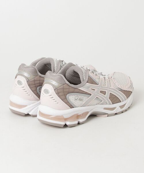 ASICS（アシックス）の「GEL-NIMBUS 10.1 / ゲルニンバス 10.1（スニーカー・レディース・ホワイト×ピンク・23/25/28.5/26/29/25.5/24.5/23.5/27.5/24/27/26.5/28）」の9枚目の写真