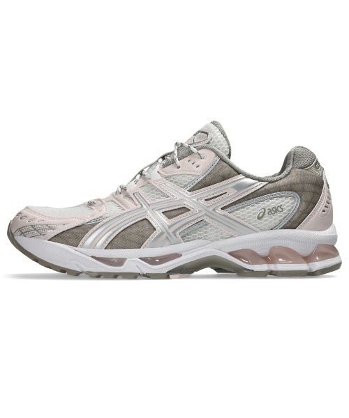 ASICS（アシックス）の「GEL-NIMBUS 10.1 / ゲルニンバス 10.1（スニーカー・レディース・ホワイト×ピンク・23/25/28.5/26/29/25.5/24.5/23.5/27.5/24/27/26.5/28）」の2枚目の写真