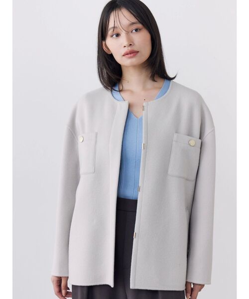 TONAL(トーナル)の「ポケットデザインリバーショートコート(その他アウター・レディース・ブラウン/チャコールグレー/アイボリー・SMALL/MEDIUM)」の4枚目の写真