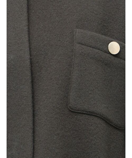 TONAL(トーナル)の「ポケットデザインリバーショートコート(その他アウター・レディース・ブラウン/チャコールグレー/アイボリー・SMALL/MEDIUM)」の17枚目の写真