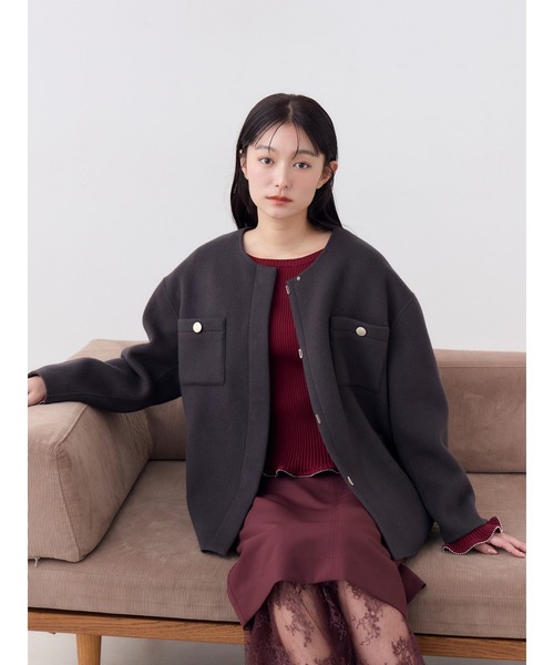 TONAL(トーナル)の「ポケットデザインリバーショートコート(その他アウター・レディース・ブラウン/チャコールグレー/アイボリー・SMALL/MEDIUM)」の11枚目の写真