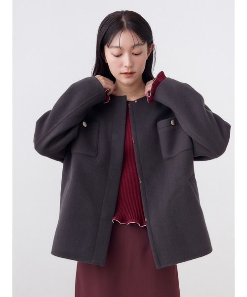 TONAL(トーナル)の「ポケットデザインリバーショートコート(その他アウター・レディース・ブラウン/チャコールグレー/アイボリー・SMALL/MEDIUM)」の14枚目の写真