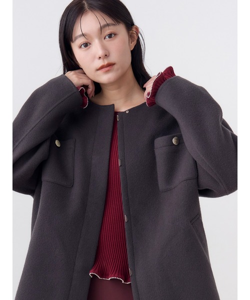 TONAL(トーナル)の「ポケットデザインリバーショートコート(その他アウター・レディース・ブラウン/チャコールグレー/アイボリー・SMALL/MEDIUM)」の12枚目の写真