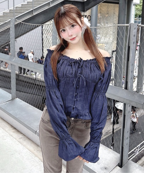 one way(ワンウェイ)の「2WAYパフスリーブブラウス(長袖)(シャツ/ブラウス・レディース・ブラウン系その他/インディゴブルー/ブラック/ブラック系その他・FREE)」の4枚目の写真