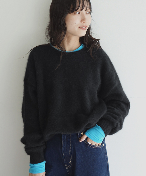 SLOBE IENA(スローブイエナ)の「《シリーズあり/》フォックスアルパカ 2wayプルオーバー(ニット/セーター・レディース・ブラック/サックスブルー/グレー/レッド・FREE)」の15枚目の写真