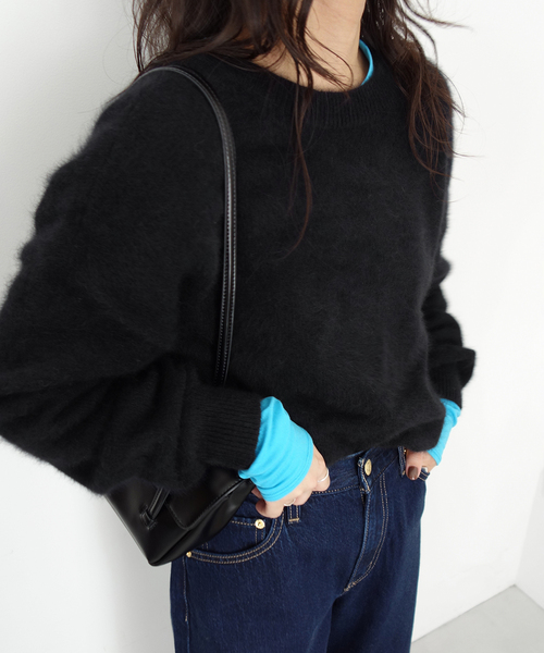 SLOBE IENA(スローブイエナ)の「《シリーズあり/》フォックスアルパカ 2wayプルオーバー(ニット/セーター・レディース・ブラック/サックスブルー/グレー/レッド・FREE)」の16枚目の写真