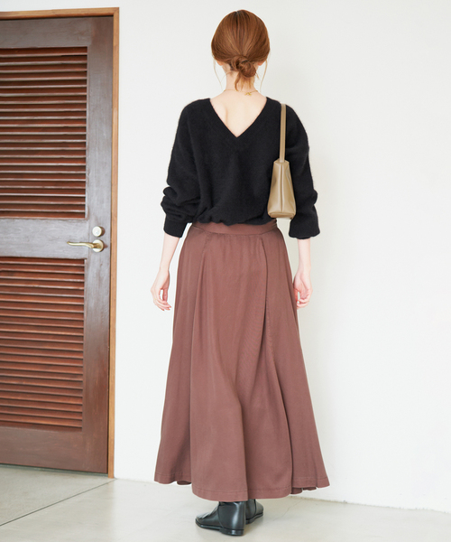 SLOBE IENA(スローブイエナ)の「《シリーズあり/》フォックスアルパカ 2wayプルオーバー(ニット/セーター・レディース・ブラック/サックスブルー/グレー/レッド・FREE)」の21枚目の写真