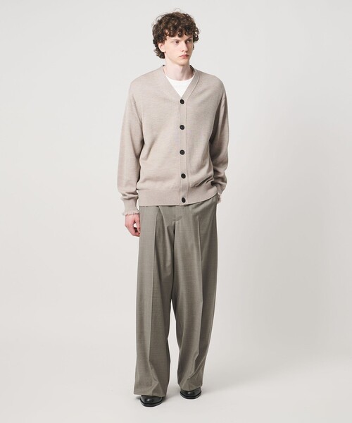 LOEFF(ロエフ)の「<LOEFF>9ゲージ フリンジ カーディガン MENS(ニット/セーター・メンズ・ベージュ/ブラック・1/2)」の4枚目の写真