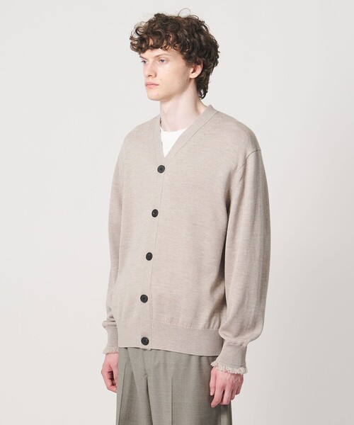 LOEFF(ロエフ)の「<LOEFF>9ゲージ フリンジ カーディガン MENS(ニット/セーター・メンズ・ベージュ/ブラック・1/2)」の10枚目の写真