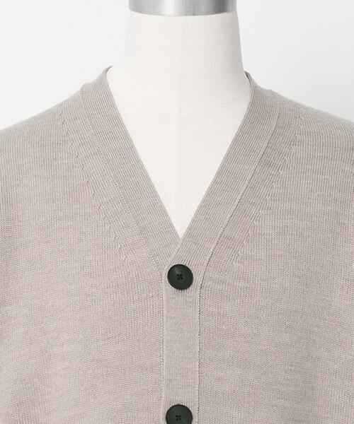 LOEFF(ロエフ)の「<LOEFF>9ゲージ フリンジ カーディガン MENS(ニット/セーター・メンズ・ベージュ/ブラック・1/2)」の16枚目の写真