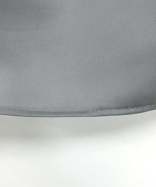 ONEP STAR(ワンピスター)の「ドレープパール調装飾長袖ブラウス(Tシャツ/カットソー・レディース・グレー・MEDIUM/X-LARGE/LARGE)」の5枚目の写真